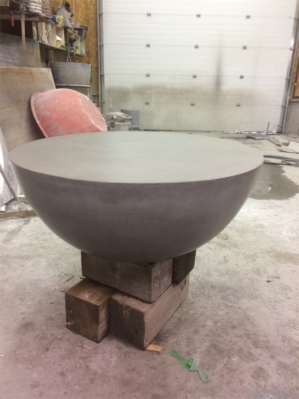 Round Living Room Concrete Table - Diamond Finish